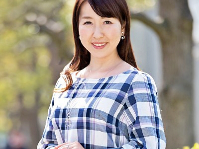 【月原和奈】４０歳のおしとやかな人妻♪　AVに初参戦して全身を好きにいじられて激イキしまくるww